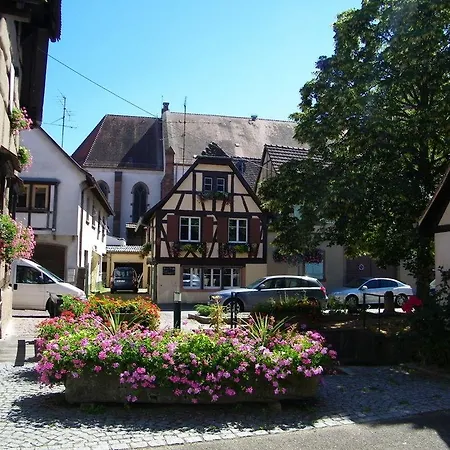 Holiday Rue De La Mairie